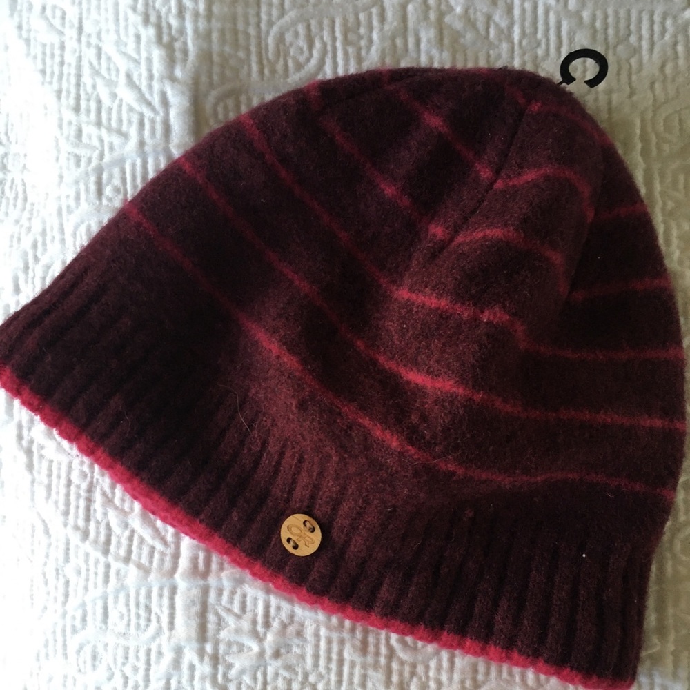 NWOT Outdoor Research Beanie